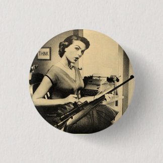 Vintage-freche-Sekretärin-Gewehr-Mode-Knopf Button