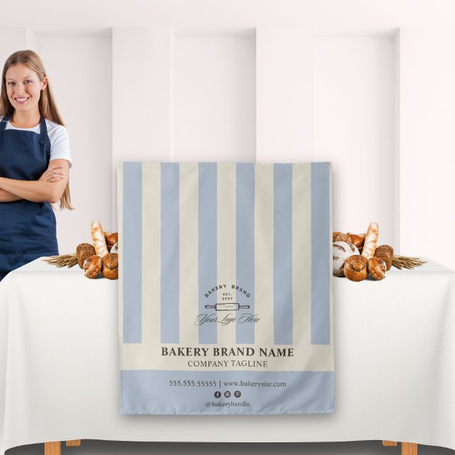 Vintage French Stripes Bakery Logo Table Runner Wandteppich (Von Creator hochgeladen)