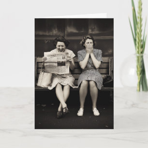 Vintage Freunde lachen zusammen Karte