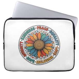 Vintage Freundlichkeit Frieden Gleichheit Blumen-S Laptopschutzhülle