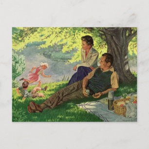 Vintage Fun Family Picnic unter einem Schattenbaum Postkarte