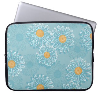 Vintage Gänse: Blumenmuster der Kontur. Laptopschutzhülle
