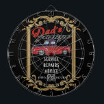 Vintage Garage des Vaters Dartscheibe<br><div class="desc">Es handelt sich um ein klassisches frisierte Auto,  das mit Kreide und Markern erstellt wurde.</div>