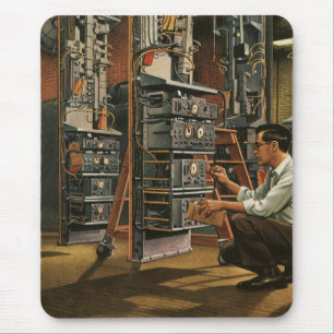 Vintage Geschäftsfunk-Techniker repariert Ausrüstu Mousepad