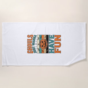 Vintage Ghouls wollen einfach nur Spaß Halloween-S Strandtuch