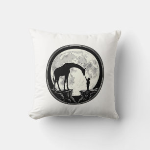 Vintage-Giraffe-und-Kind-Mond-Silhouette-Shirt_1 Kissen