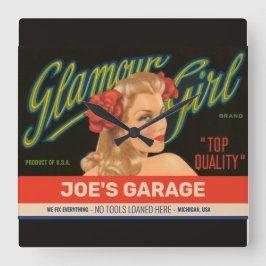 Vintage Glamour Girl Custom Garage Quadratische Wanduhr