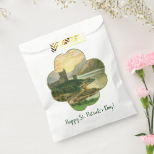 Vintage Glückskleeblatt mit irischer Burg Geschenktütchen