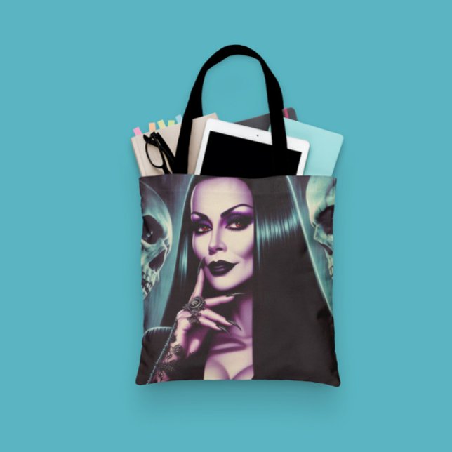 Vintage-Goth-Frau (Von Creator hochgeladen)