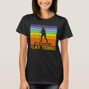 Vintage Großeltern schauen den Grandkindern zu, wi T-Shirt