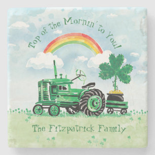 Vintage-grüner Traktor Shamrock mit Familienname Steinuntersetzer