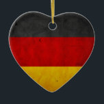 Vintage Grunge-Deutschland-Flagge Keramikornament<br><div class="desc">Vintager Grunge-Deutschland-Flaggen-Entwurf---Digital manipuliert.</div>