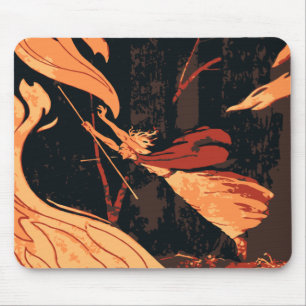 Vintage-Halloween, böse Hexe mit Feuer im Wald Mousepad