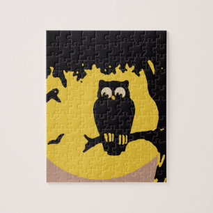 Vintage Halloween, gruseliger Uhu im Baum bei Mond Puzzle