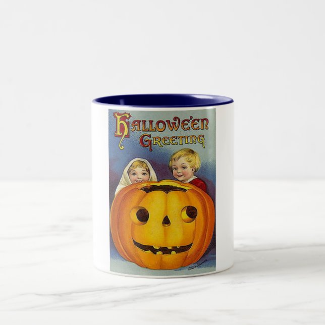 Vintage Halloween-Grüße Zweifarbige Tasse (Mittel)