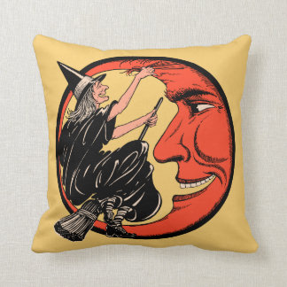 Vintage Halloween-Hexe auf ihrem Besen Kissen