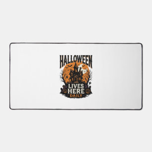 Vintage-Halloween-Shirt Spukhaus Alltag Bekommen Schreibtischunterlage