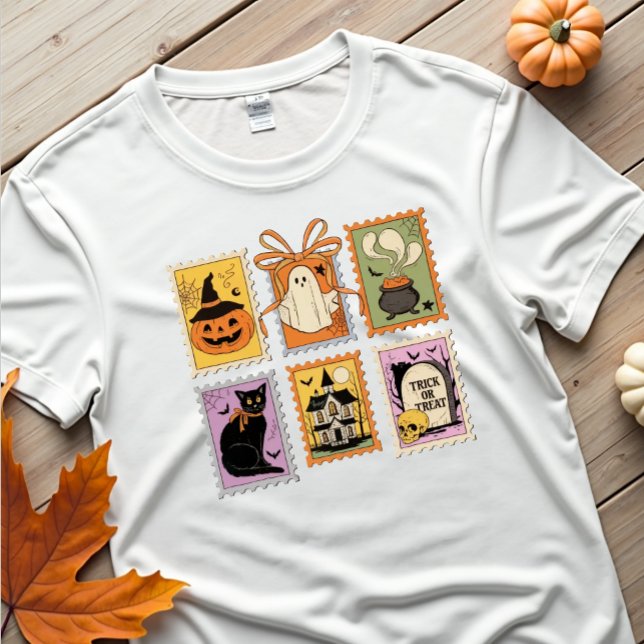 Vintage Halloween Stamps Spooky Graphic Tee (Von Creator hochgeladen)
