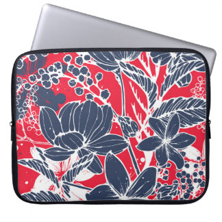 Vintage handgezeichnete Blumen, elegantes Muster. Laptopschutzhülle