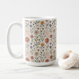 Vintage handgezeichnete Wildblumen-Patchwork-Nahtl Kaffeetasse