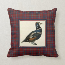 Vintage Harlequin-Duck mit Kariertem Kissen auf de