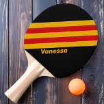 Vintage Hauptstadt Stadtstreifen mit Namen Tischtennis Schläger<br><div class="desc">Die Vintage Hauptstadt City Stripes mit Name Ping Pong Paddle fügt jedem Spiel eine fette und stilvolle Touch hinzu. Mit einem klassischen gestreiften Design und einer Retro-inspirierten Ästhetik zeichnet sich dieses Paddel durch seine zeitlose Optik aus. Die Möglichkeit, es mit einem Namen zu personalisieren, macht es zu einer einzigartigen und...</div>