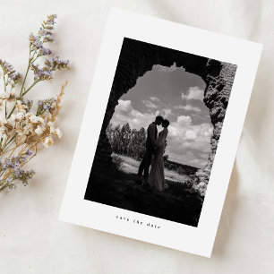 Vintage-Hochzeit mit Schwarz-Weiß-Fotos im rustika Save The Date