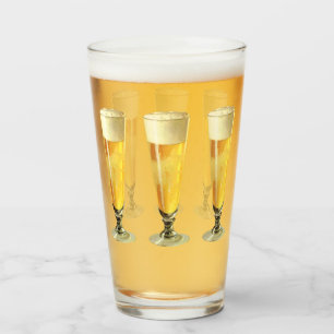 Vintage hohes frostiges Draft-Bier, alkoholisches Glas