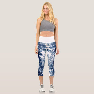 Vintage Hütte Landschaft Toile-Blue & White Capri Leggings