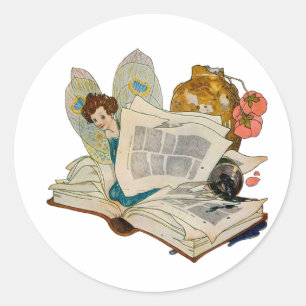 Vintage-Illustration einer Bücherwurmfee Runder Aufkleber