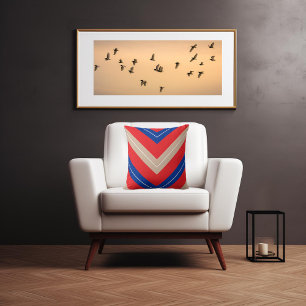 Vintage-inspirierter Chevron Rot Beige Navy Kissen