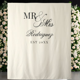 Vintage Ivory Mr & Mrs Old Money Wedding Backdrop Wandteppich