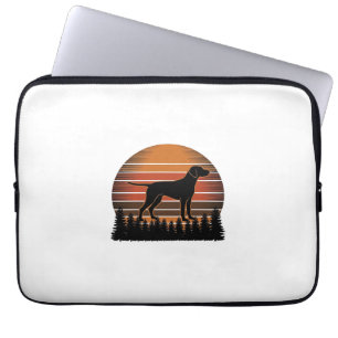 Vintage-Jagdhund-Sonnenuntergang-Wald-Vektordesign Laptopschutzhülle