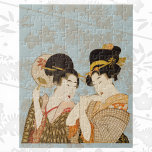 Vintage japanische Geisha Girls in Kimonos Puzzle<br><div class="desc">Vintages Bild des täglichen Lebens mit zwei wunderschönen Frauen, traditionelle japanische Entertainerinnen genannt Geisha Girls (geiko oder geigi), deren Aufgabe hauptsächlich darin besteht, männliche Kunden zu unterhalten. Sie fungieren als Hostessen und ihre Fähigkeiten umfassen darstellende verschiedene japanische Künste wie klassische Musik, Tanz, Spiele und Konversation. Eine Dame hält einen Ventilator,...</div>