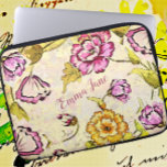 Vintage japanische Hübsche Wasserfarbe und Tinte Laptopschutzhülle<br><div class="desc">Vintages japanisches Blumendesign aus einer schönen Porzellanschale. Die hübschen Blume haben einen Farbton und eine Aquarellfarbe, die in hellen und dunklen Farbtönen, goldgelb und orange dargestellt sind. Blätter sind weise und dunkelgrün. Der Hintergrund hat einen einzigartigen marmorierten Aquarelleffekt mit hellgelben, verblassten rosa und hellgrauen Violetten. Fügen Sie einfach Ihren Namen...</div>
