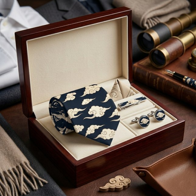 Vintage Japanisches Marine-Cloud-Muster Krawatte (Von Creator hochgeladen)