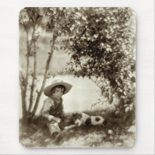 Vintage-Junge mit Hund in Ruhe-Mauspad Mousepad