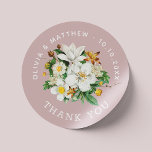 Vintage Kamelie. Hellrosa Hochzeit danke Runder Aufkleber<br><div class="desc">Eleganter Blumenkohl Dankeschön Sticker mit blühender Vintager Kamelie für botanischen Garten Hochzeit / Engagement Party / Probe Abendessen in Pastellfarben blassrosa,  staubige Rosa.</div>