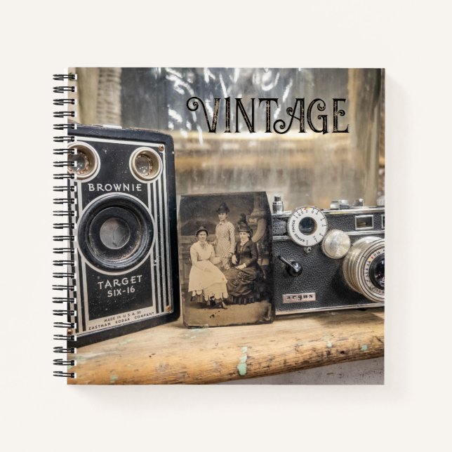 Vintage Kameras und Vintage Drucke Notizbuch (Vorderseite)