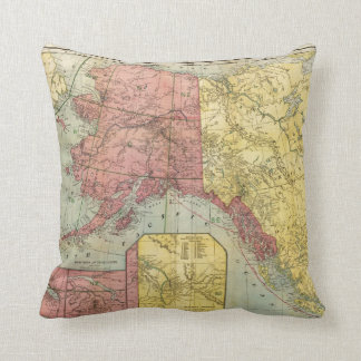 Vintage Karte von Alaska und von Kanada (1901) Kissen