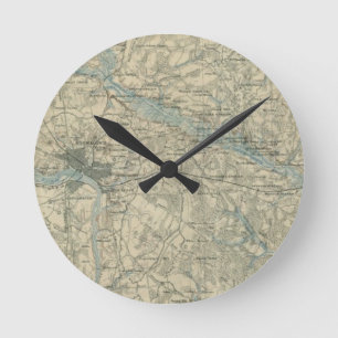 Vintage Karte von Richmond Virginia (1864) Runde Wanduhr