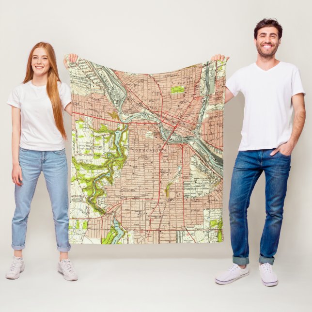 Vintage Karte von Youngstown Ohio (1951) Fleecedecke (Beispiel)