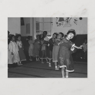 Vintage-Kinderbetreuung in Shanghai, China Postkarte