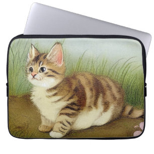 Vintage Kitten Illustration mit Blume Laptopschutzhülle