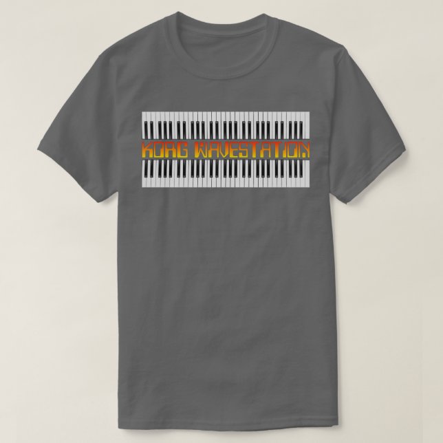 Vintage Korg Synthesizer  T-Shirt (Design vorne)