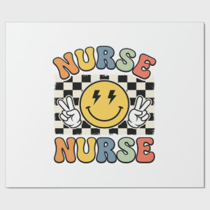 Vintage-Krankenschwester-Lächeln-Karohemd-Design_1 Geschenkpapier