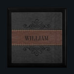 Vintage Ledertextur braun und schwarz Geschenkbox<br><div class="desc">Elegantes Bild von brauner und schwarzer Vintager Ledertextur mit Nahteffekt. Anpassbare Monogramm in schwarz mit kalligrafisch schwarzen Wirbel Designelement.</div>