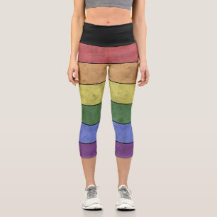 Vintage LGBT-Flagge Stolz abgenutzte schwarze Lini Capri Leggings
