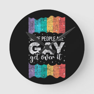 Vintage LGBT Stolz Regenbogen Einige Menschen Sind Runde Wanduhr