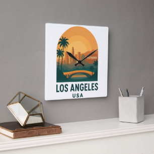 Vintage Los Angeles Reise – Retro Hollywood Quadratische Wanduhr